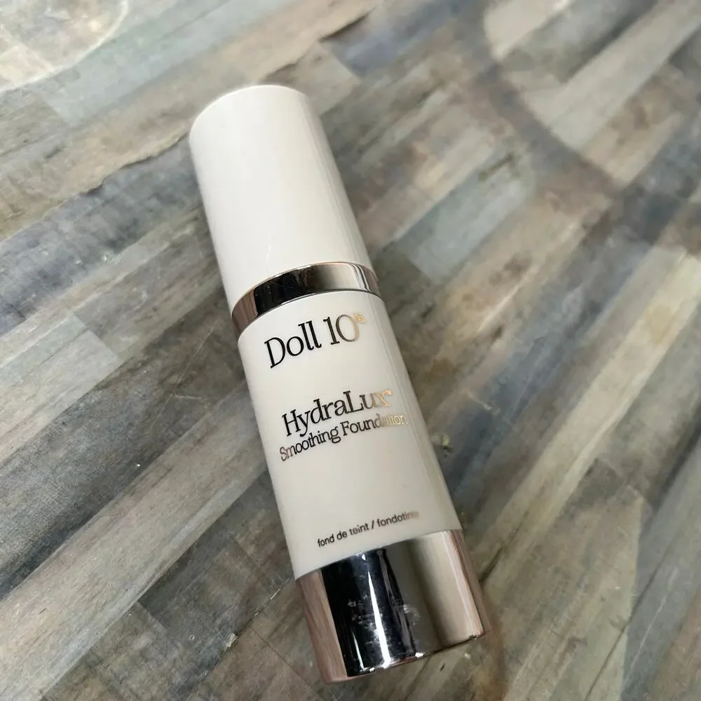 Doll 10 Hydrolux Smothing Fundation 1oz Open Bottle TAN